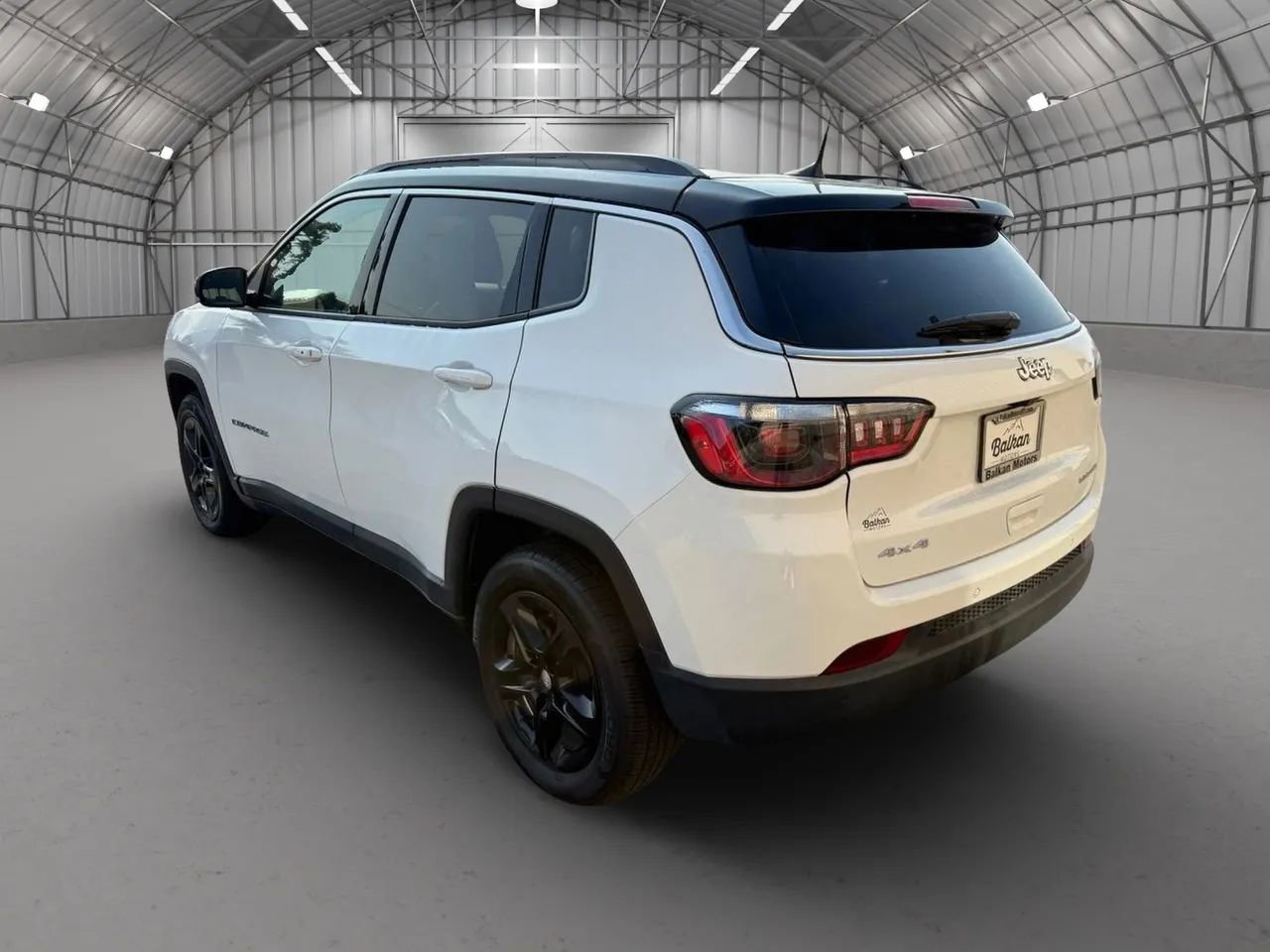 Used 2025 Jeep Compass Limited image 8