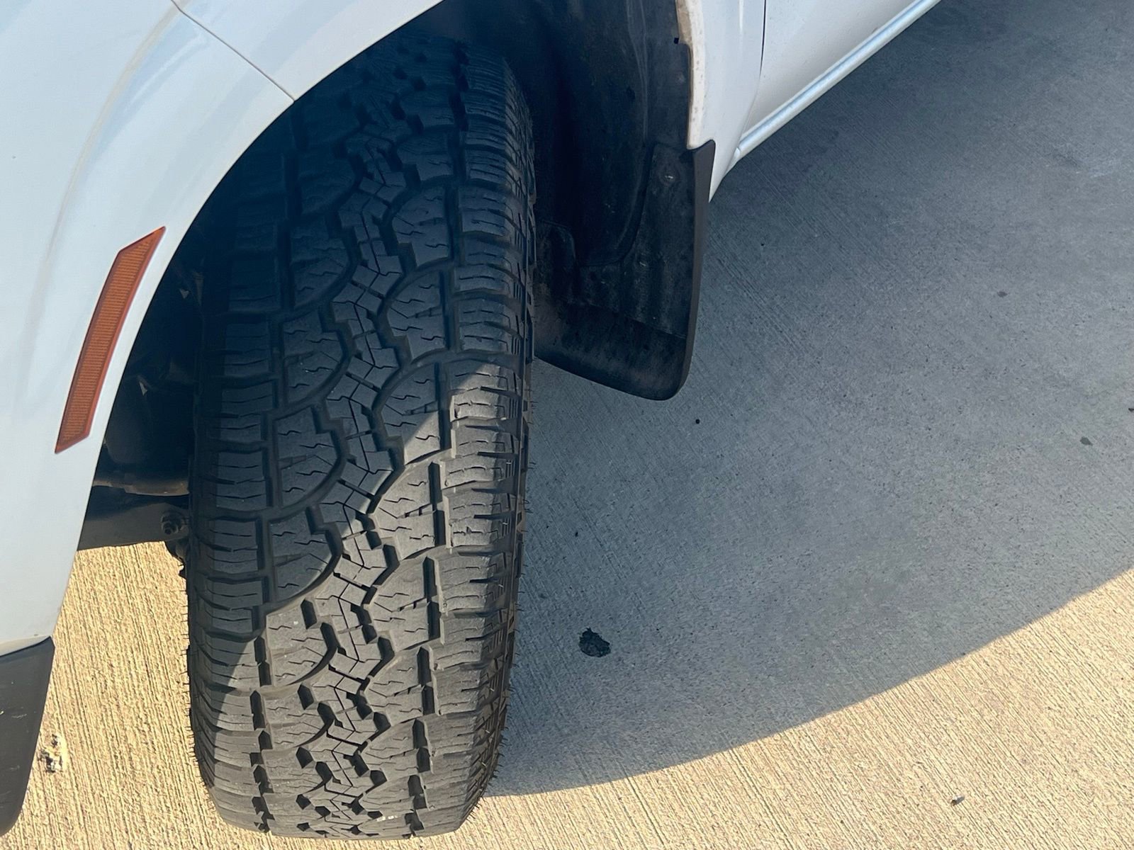 Used 2022 Nissan Frontier SV w/ Technology Package image 10