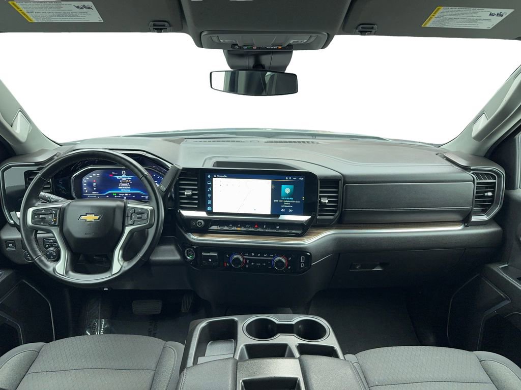 Used 2025 Chevrolet Silverado 1500 LT RWD image 17