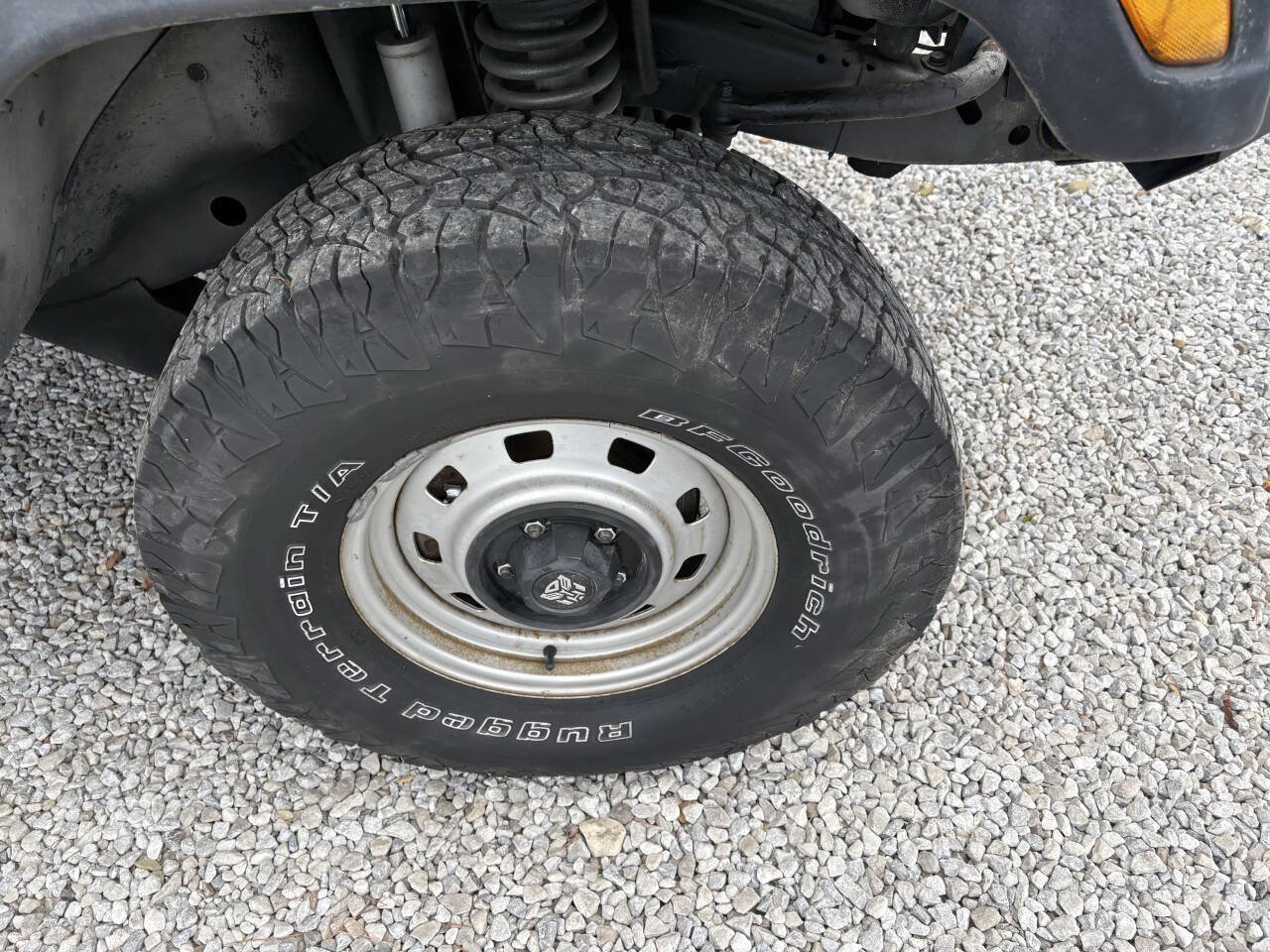 Used 2000 Jeep Wrangler SE image 4