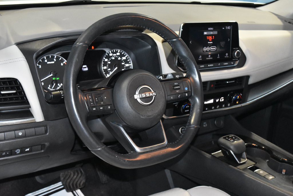 Used 2023 Nissan Rogue SV w/ SV Premium B Package AWD/4WD image 2