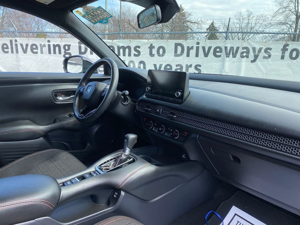 Certified 2024 Honda HR-V Sport image 17