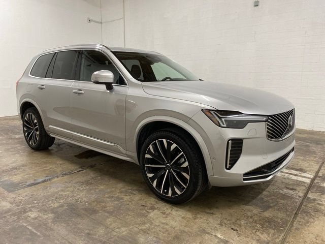 Used 2025 Volvo XC90 B6 Plus AWD/4WD image 7