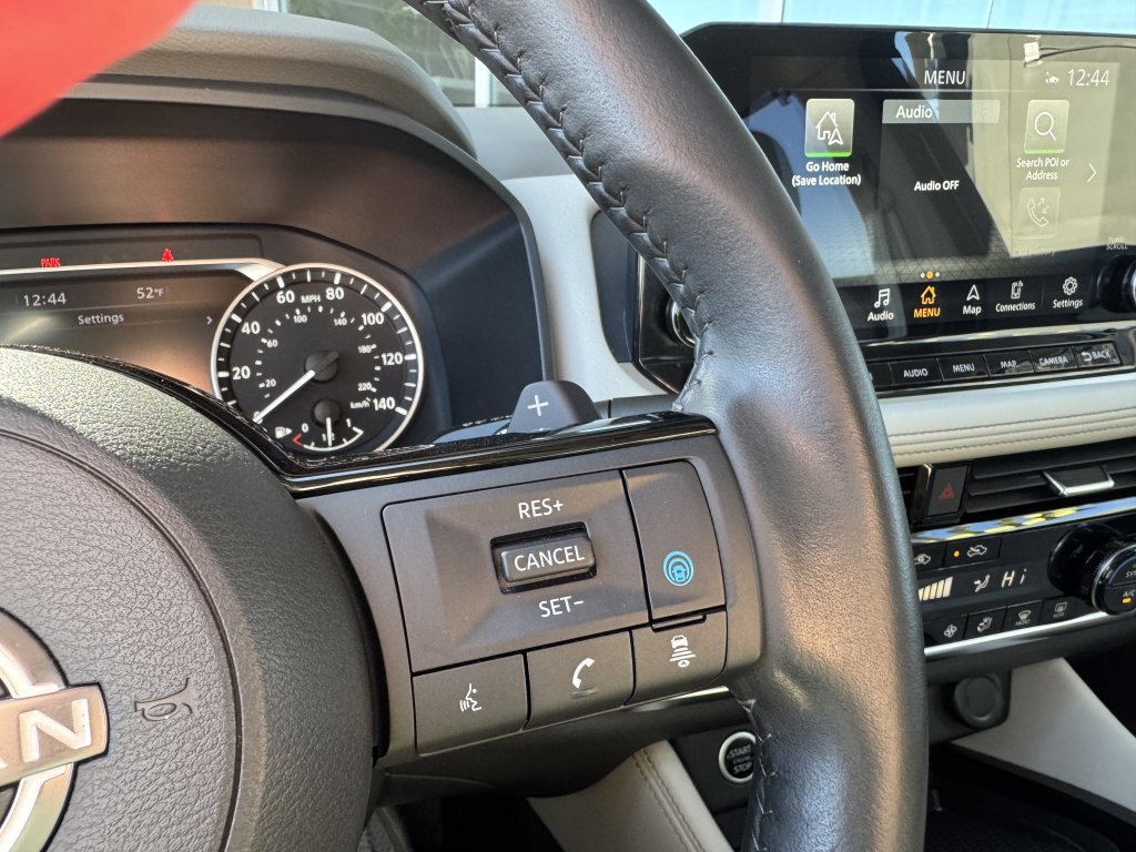 Used 2023 Nissan Rogue SL w/ SL Premium Package FWD image 32
