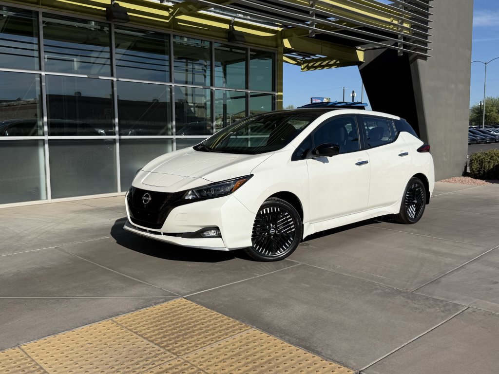 Used 2025 Nissan Leaf SV Plus