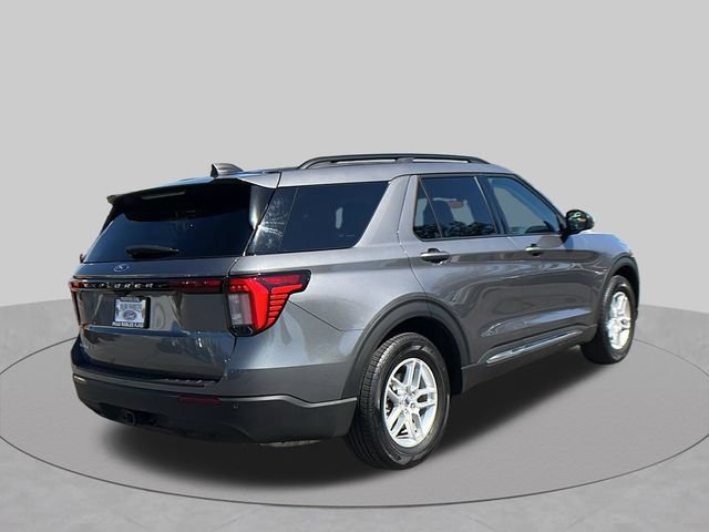 Used 2025 Ford Explorer Active RWD image 3