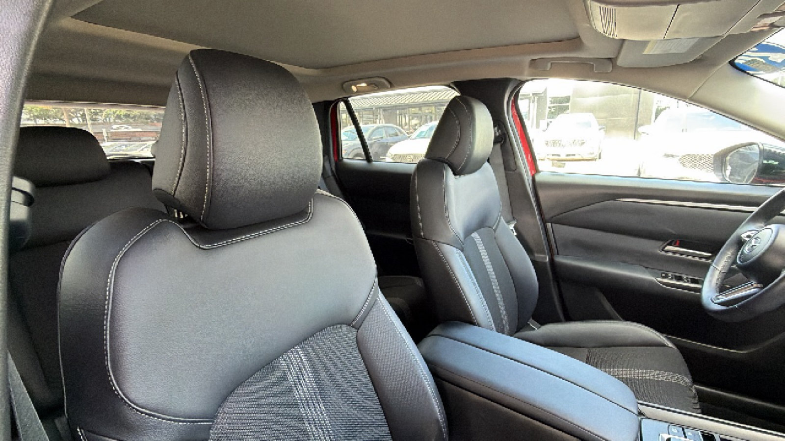 Certified 2024 MAZDA CX-50 AWD 2.5 S w/ Cargo Package image 30