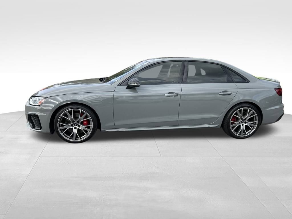 Used 2021 Audi S4 Premium Plus w/ Premium Plus Package image 3