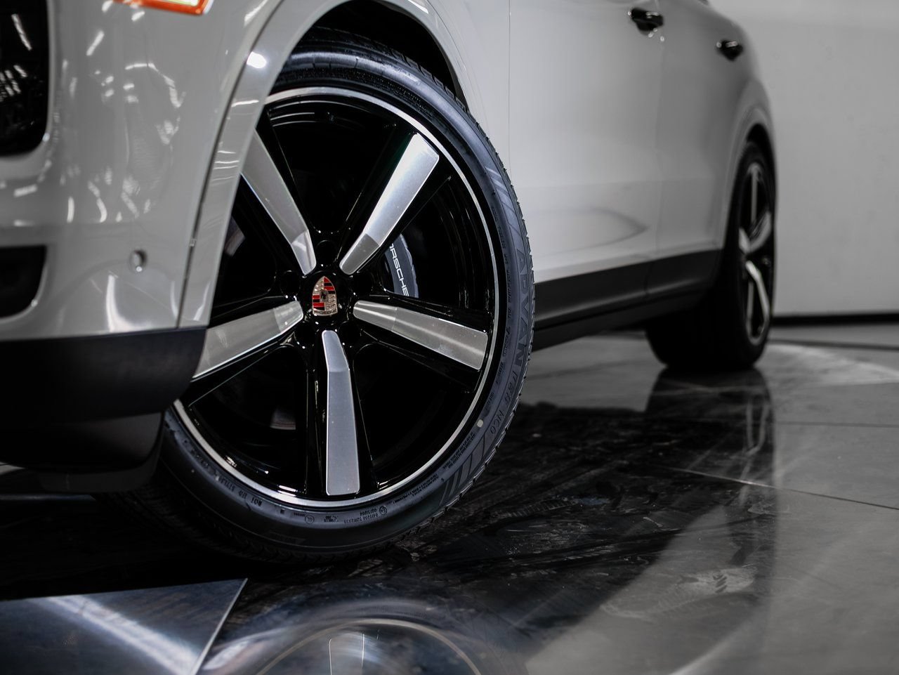New 2026 Porsche Cayenne AWD/4WD image 12