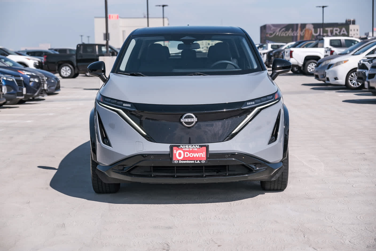 Used 2023 Nissan Ariya FWD image 2