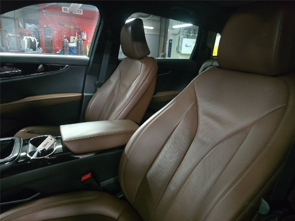 Certified 2023 Lincoln Nautilus Reserve FWD image 17