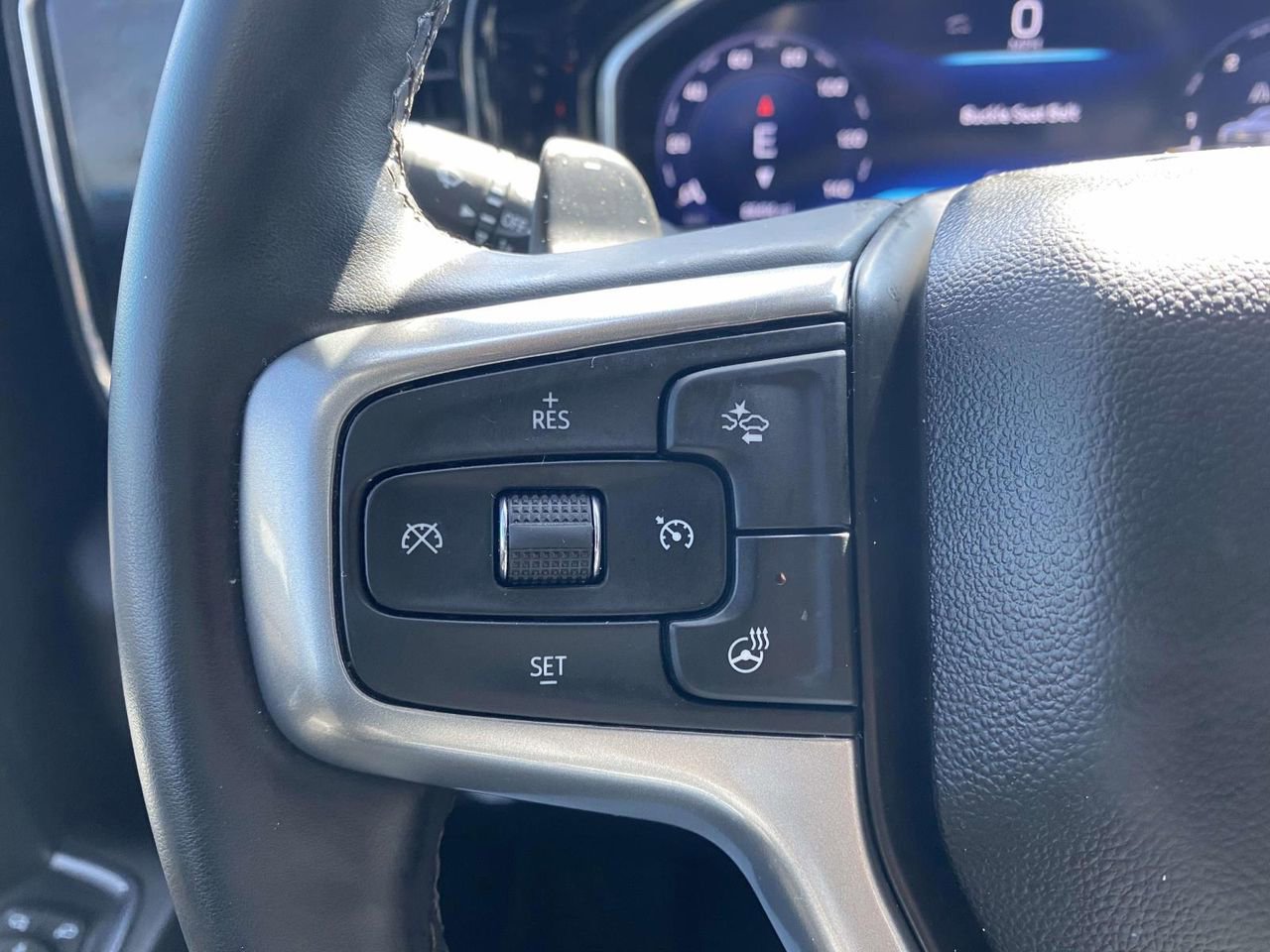 Used 2024 Chevrolet Silverado 1500 LTZ AWD/4WD image 21