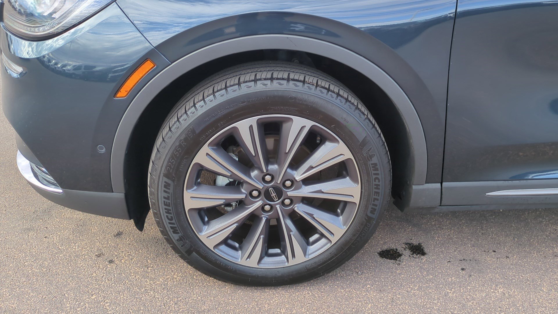 Used 2021 Lincoln Corsair Reserve w/ Equipment Group 201A image 10