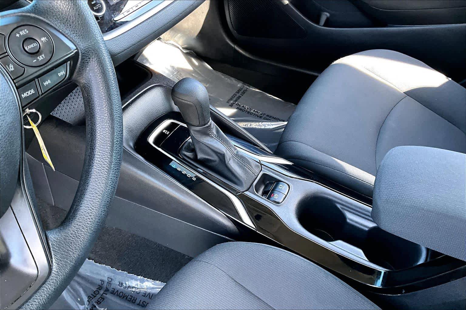 Certified 2021 Toyota Corolla LE FWD image 16