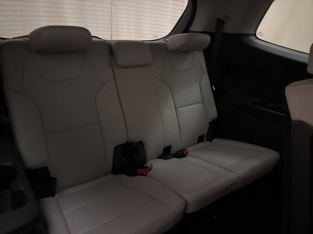 Used 2023 Kia Telluride EX image 22