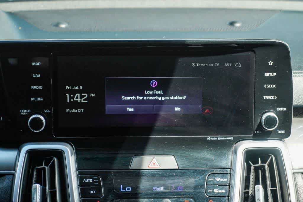 Certified 2023 Kia Sorento EX w/ Panoramic Sunroof Package FWD image 13