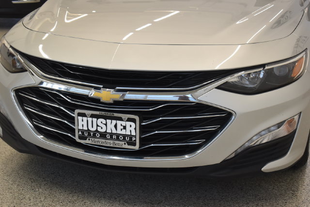 Used 2022 Chevrolet Malibu LT FWD image 14