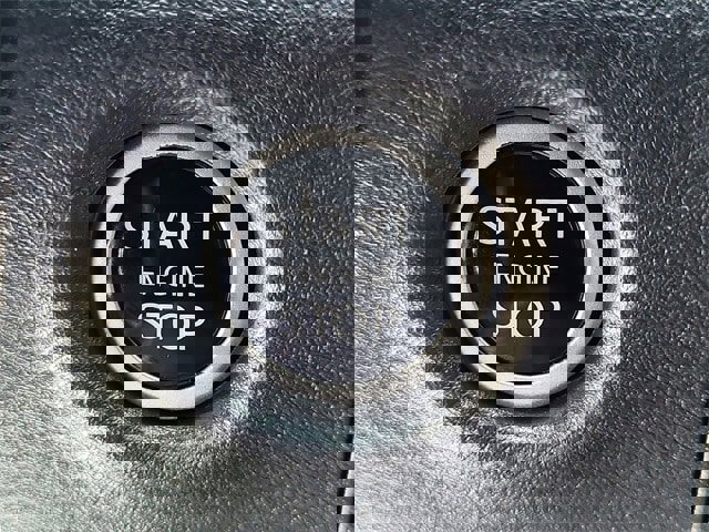 Certified 2022 Nissan Frontier SV image 26