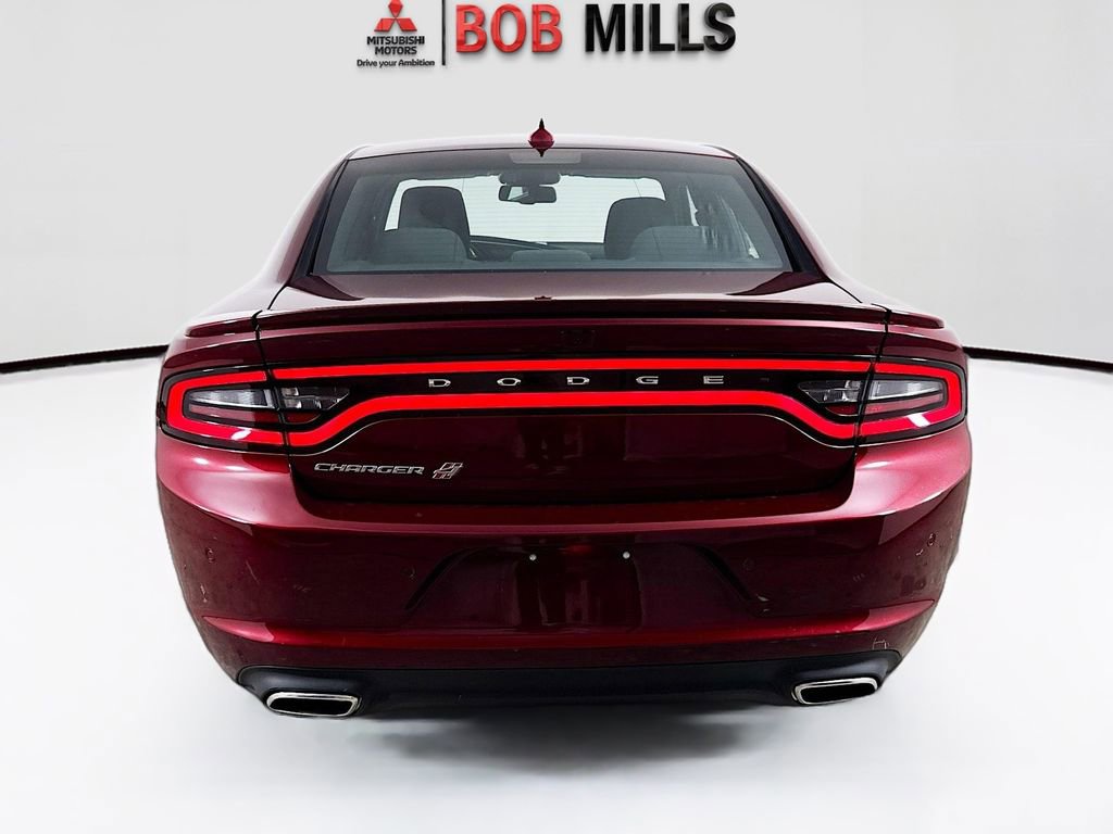 Used 2020 Dodge Charger SXT w/ Navigation & Travel Group AWD/4WD image 6