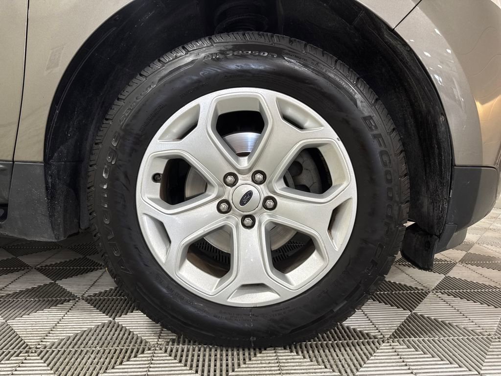 Used 2013 Ford Edge SEL image 46
