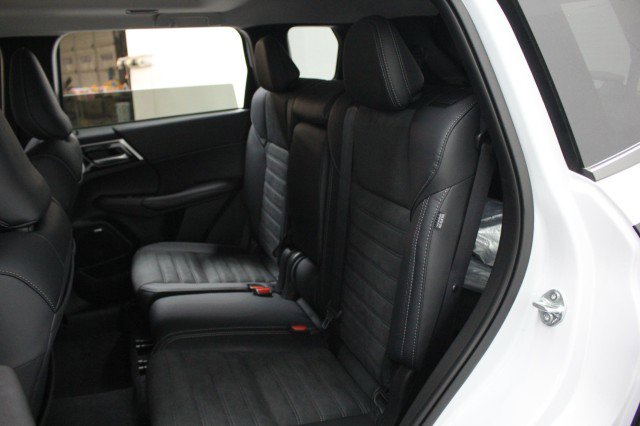 New 2026 Mitsubishi Outlander Trail Edition image 25