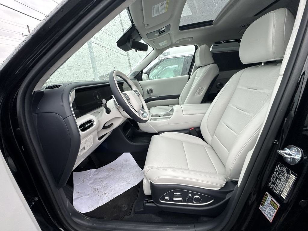 New 2026 Hyundai Palisade Calligraphy image 17