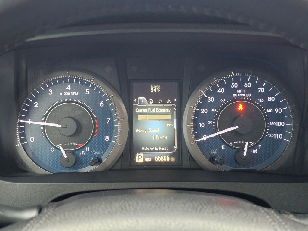 Used 2017 Toyota Sienna XLE w/ XLE Navigation Package FWD image 31