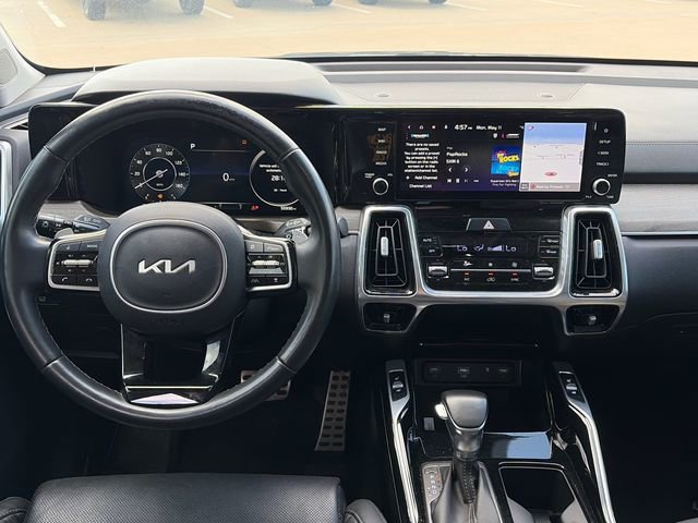Used 2022 Kia Sorento SX Prestige AWD/4WD image 14