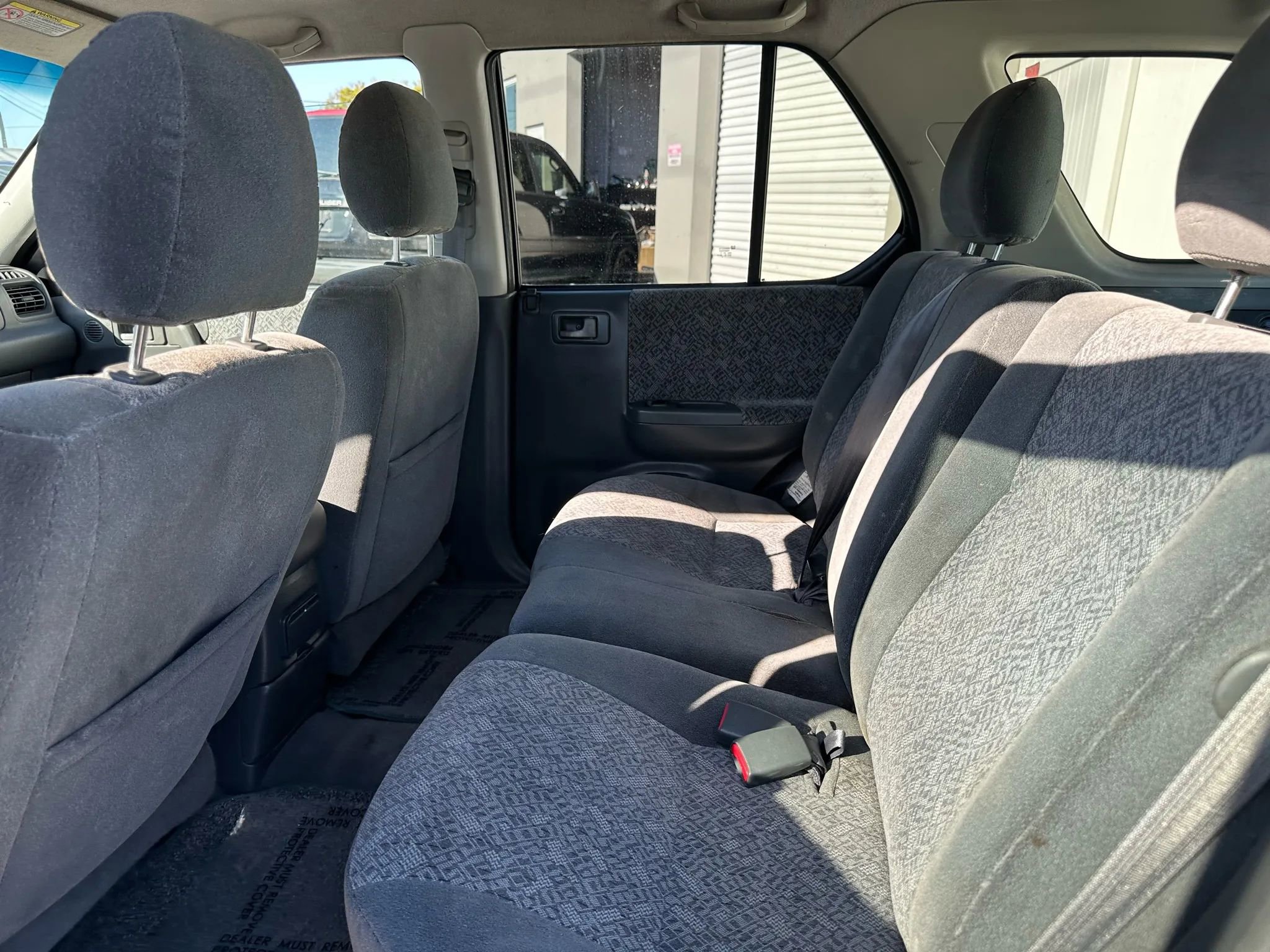 Used 2001 Isuzu Rodeo S image 14