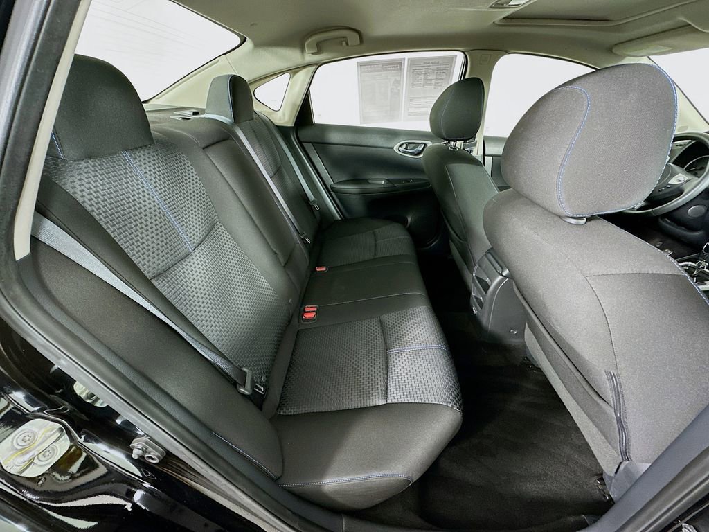 Used 2018 Nissan Sentra SR Turbo w/ SR Midnight Edition Package image 33