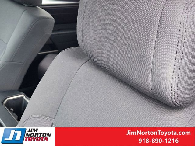 Used 2022 Toyota Tundra SR5 w/ SR5 Convenience Package AWD/4WD image 16