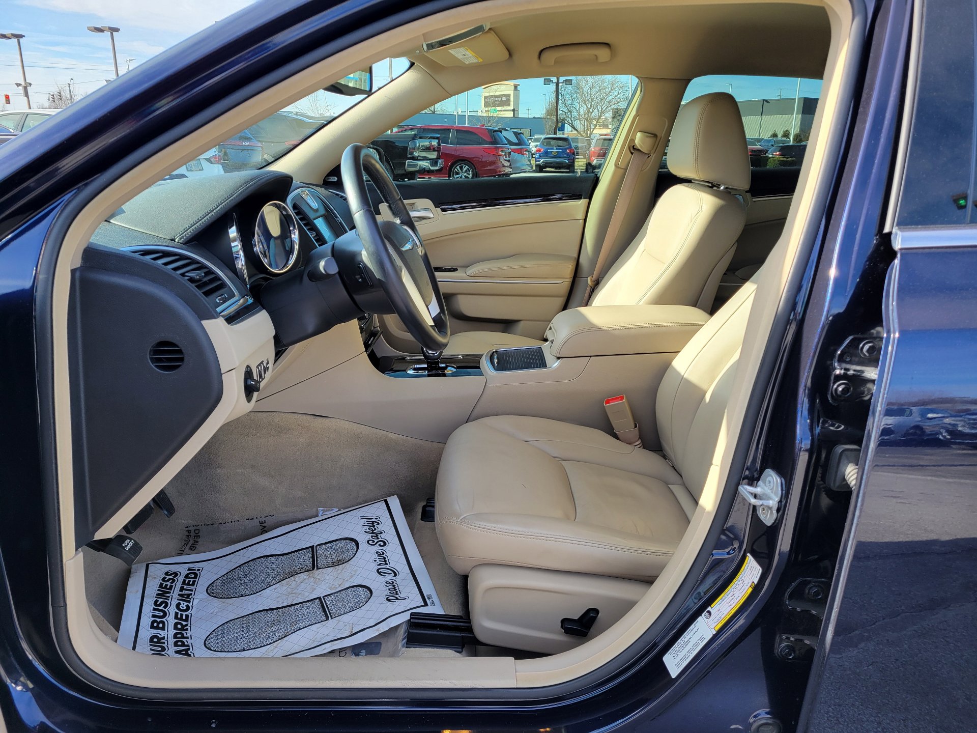 Used 2012 Chrysler 300 Limited image 15