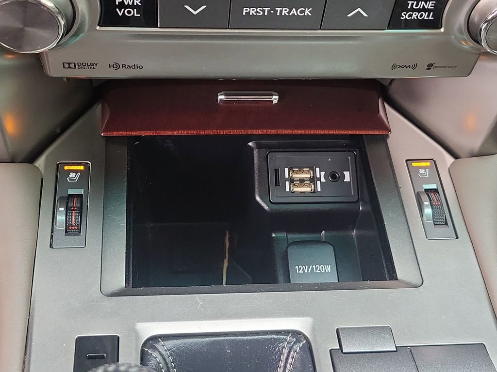 Used 2017 Lexus GX 460 Premium image 35