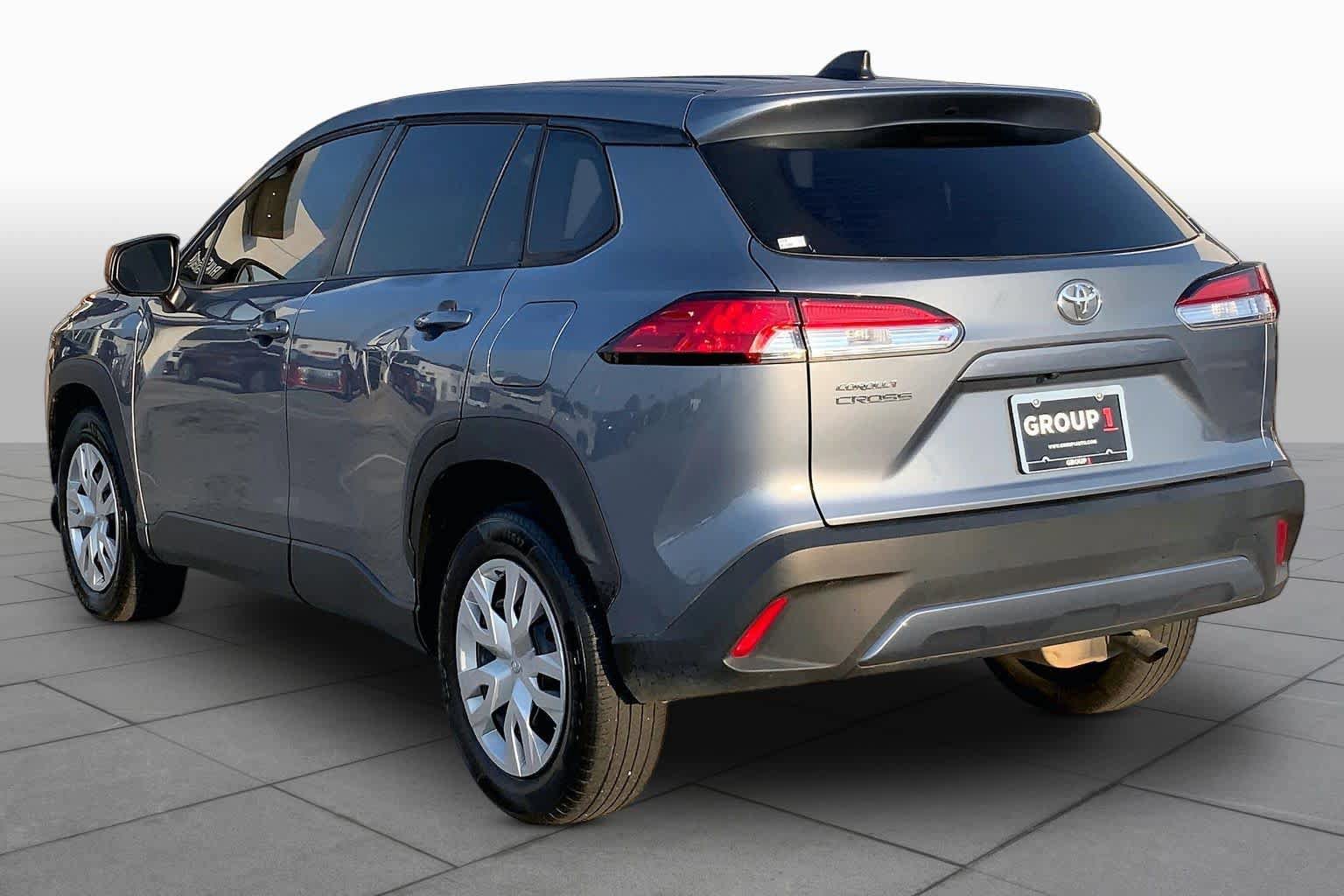 Used 2022 Toyota Corolla Cross L FWD image 12