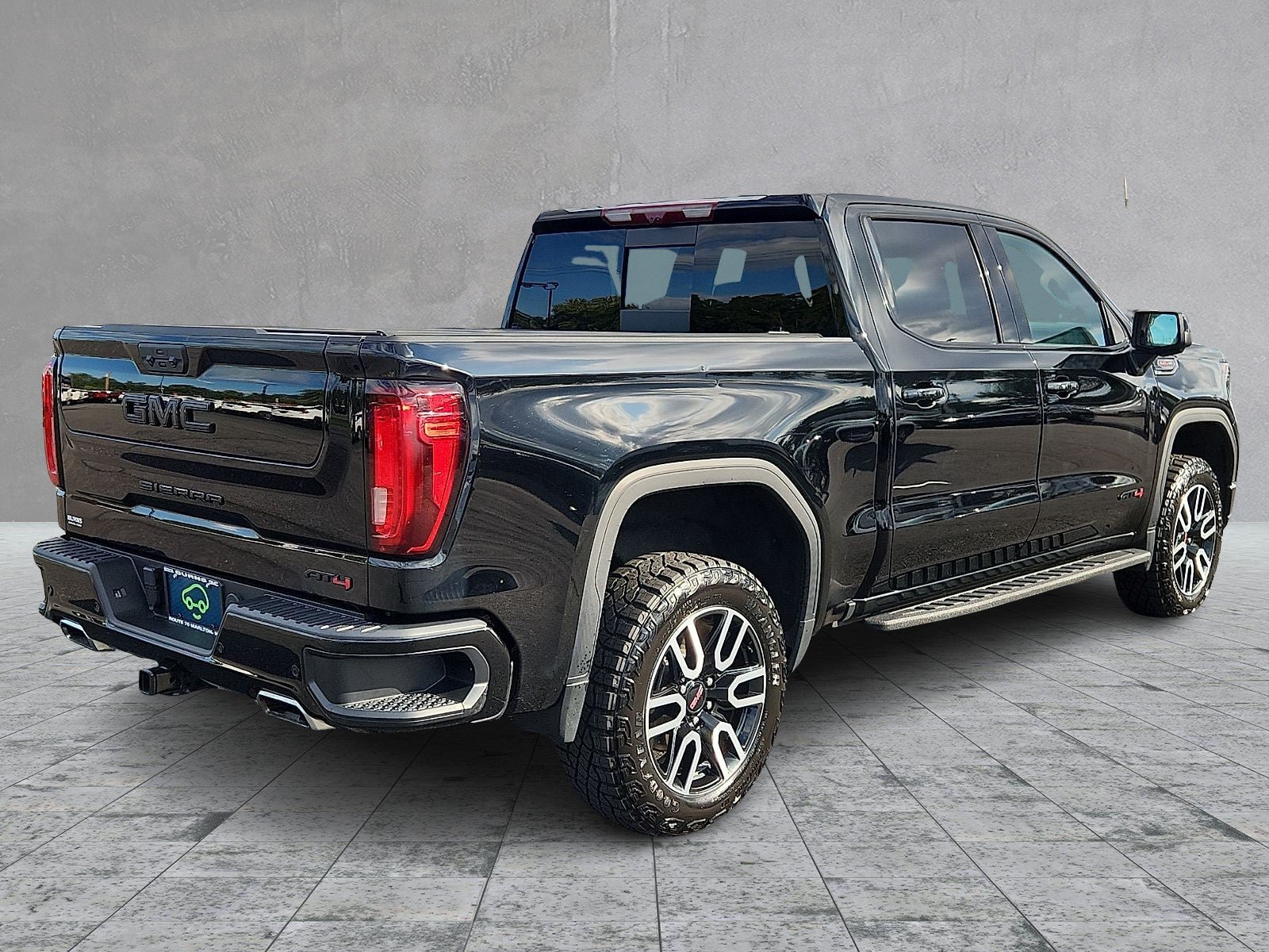 Certified 2024 GMC Sierra 1500 AT4 w/ Technology Package AWD/4WD image 6