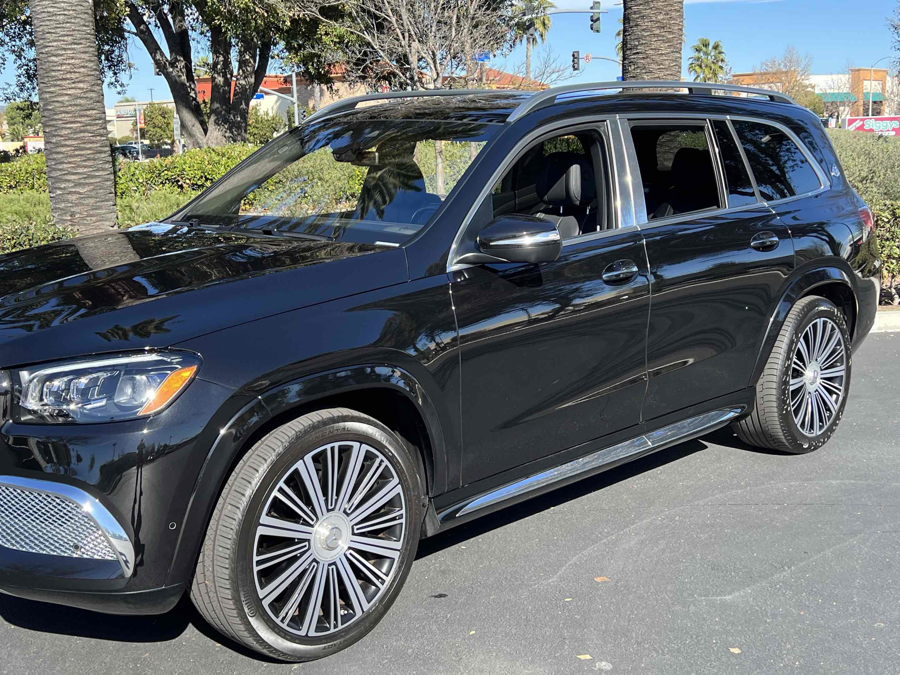 Used 2023 Mercedes-Benz Maybach GLS 600 4MATIC image 57