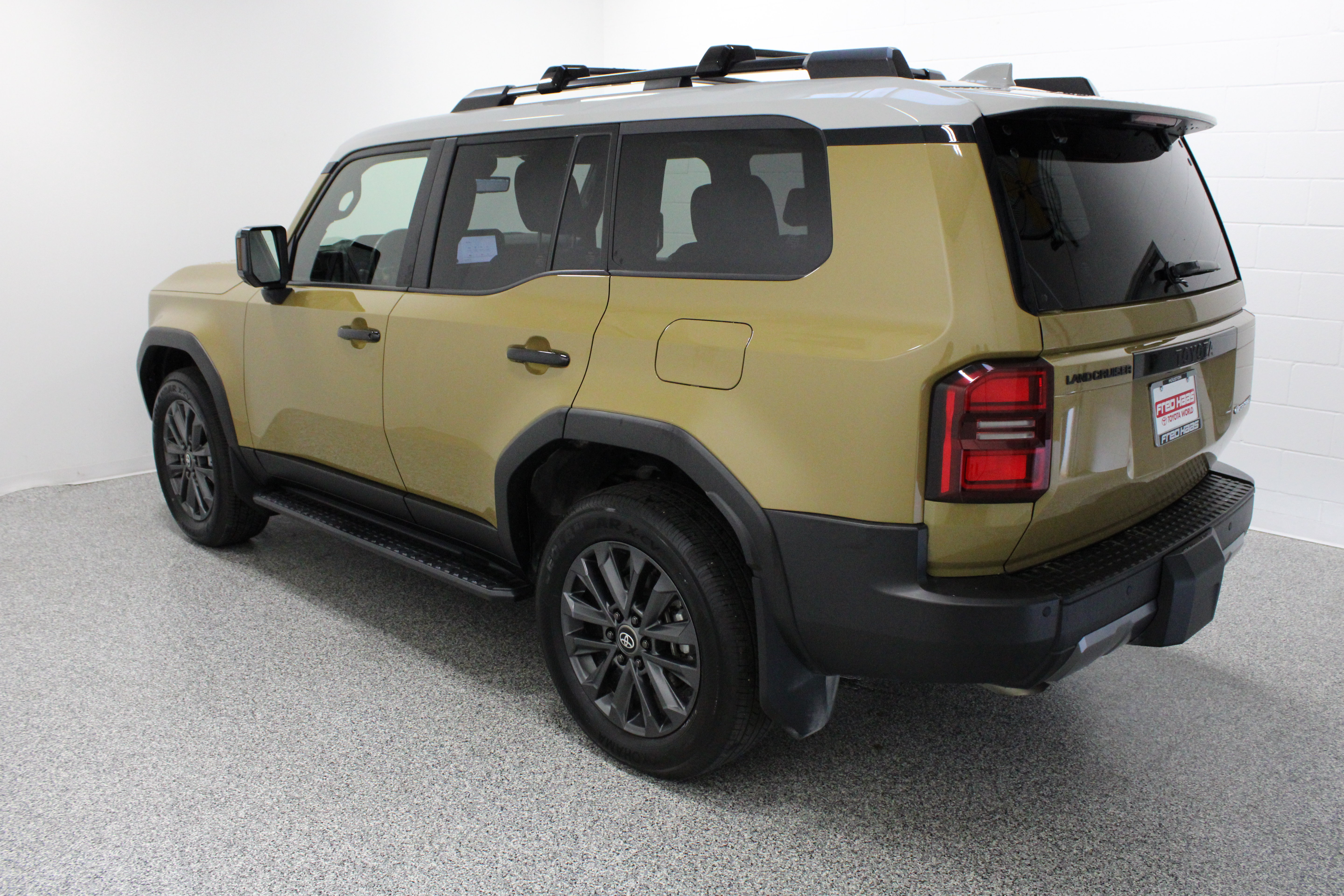 Used 2025 Toyota Land Cruiser w/ Premium Package AWD/4WD image 9