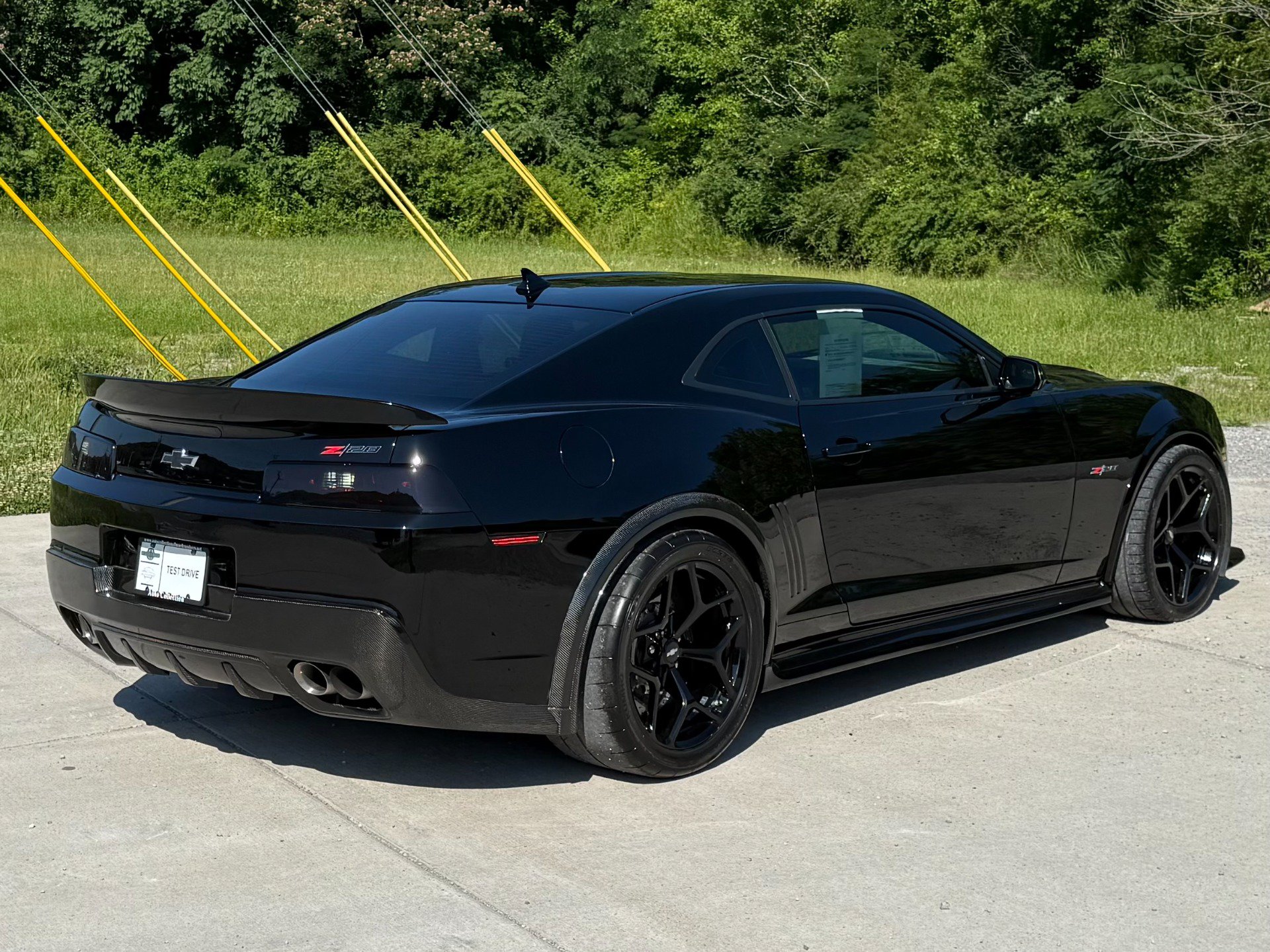 Used 2015 Chevrolet Camaro Z/28 RWD image 4