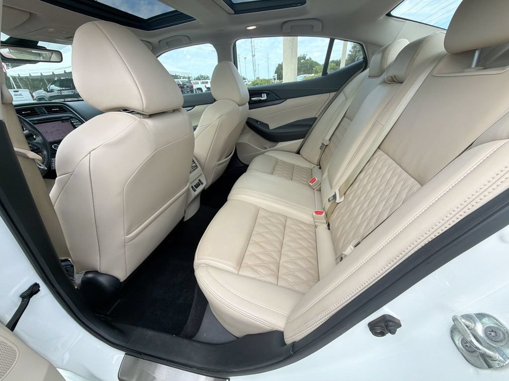 Used 2023 Nissan Maxima Platinum w/ Sport Mat Group FWD image 16