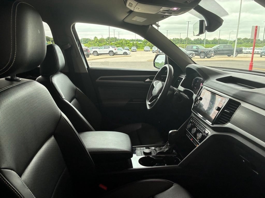 Used 2022 Volkswagen Atlas SE AWD/4WD image 28