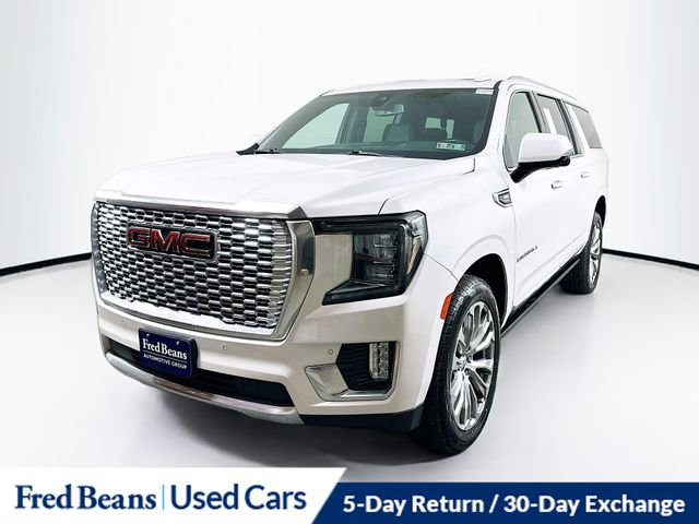 Used 2022 GMC Yukon XL Denali image 3