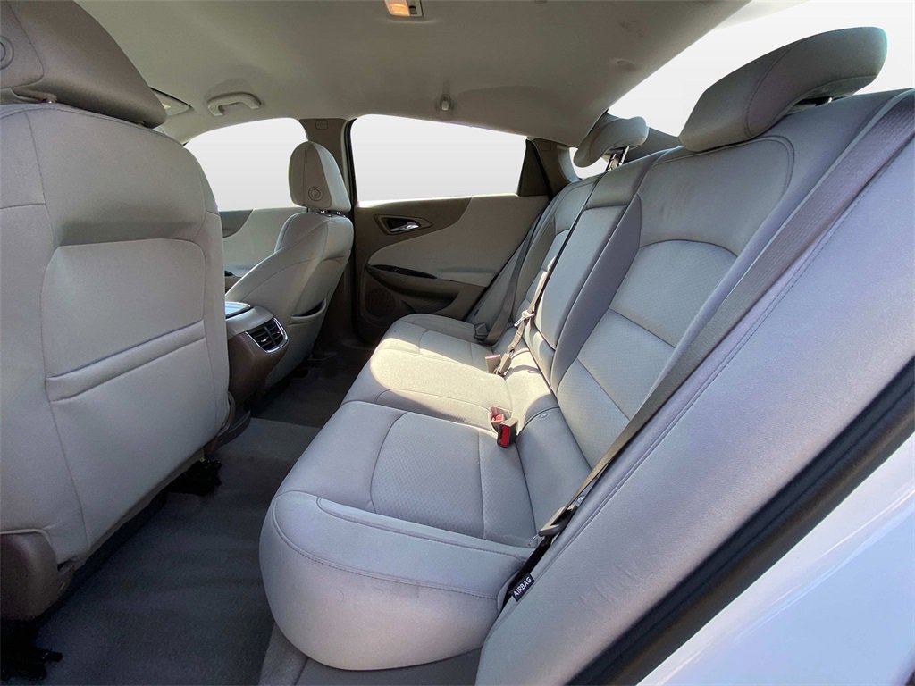 Used 2022 Chevrolet Malibu LT image 13