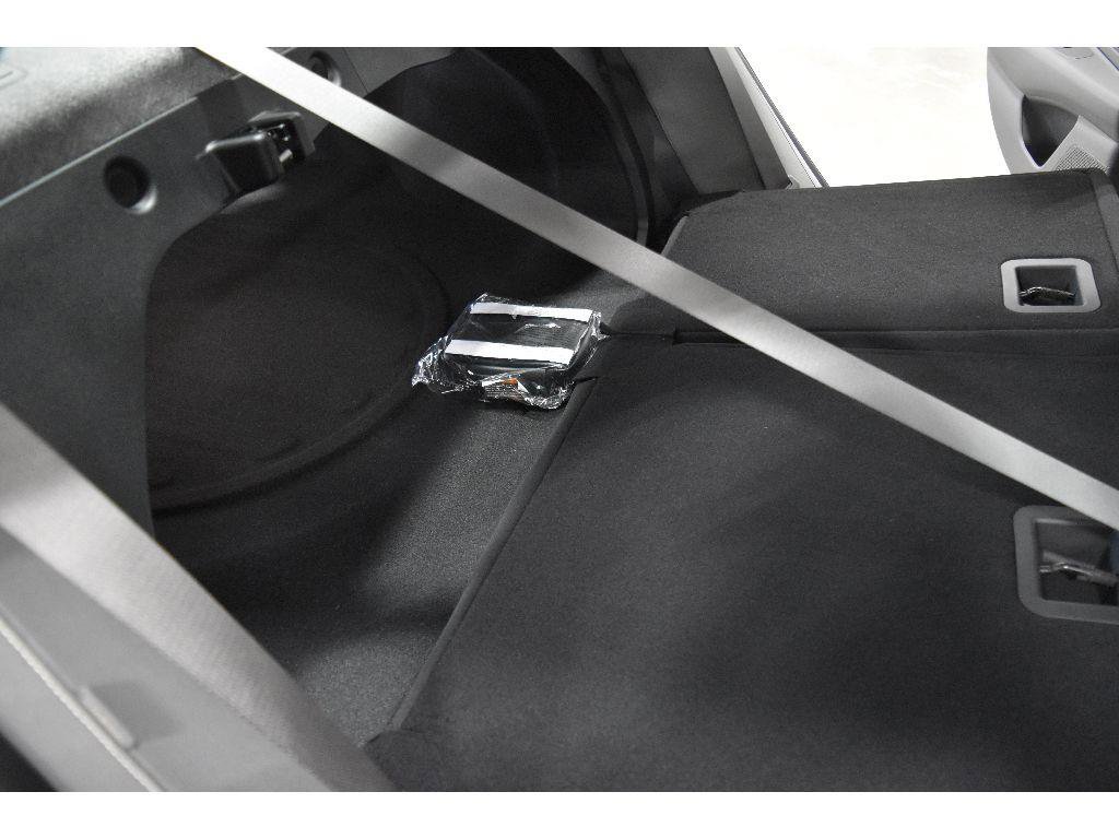 New 2025 Hyundai Elantra SEL image 91