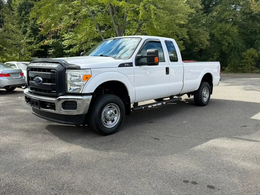 Used 2016 Ford F250 XL w/ Power Equipment Group AWD/4WD image 2