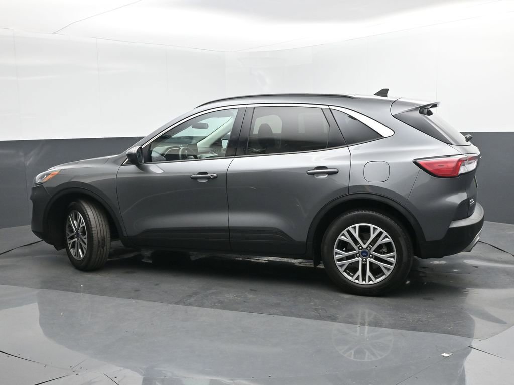 Used 2022 Ford Escape SEL w/ Technology Package AWD/4WD image 3