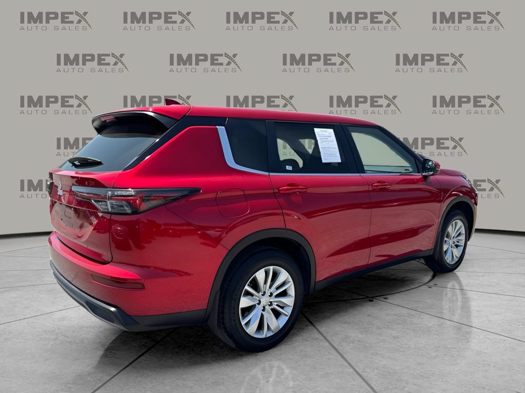 Used 2025 Mitsubishi Outlander ES FWD image 5