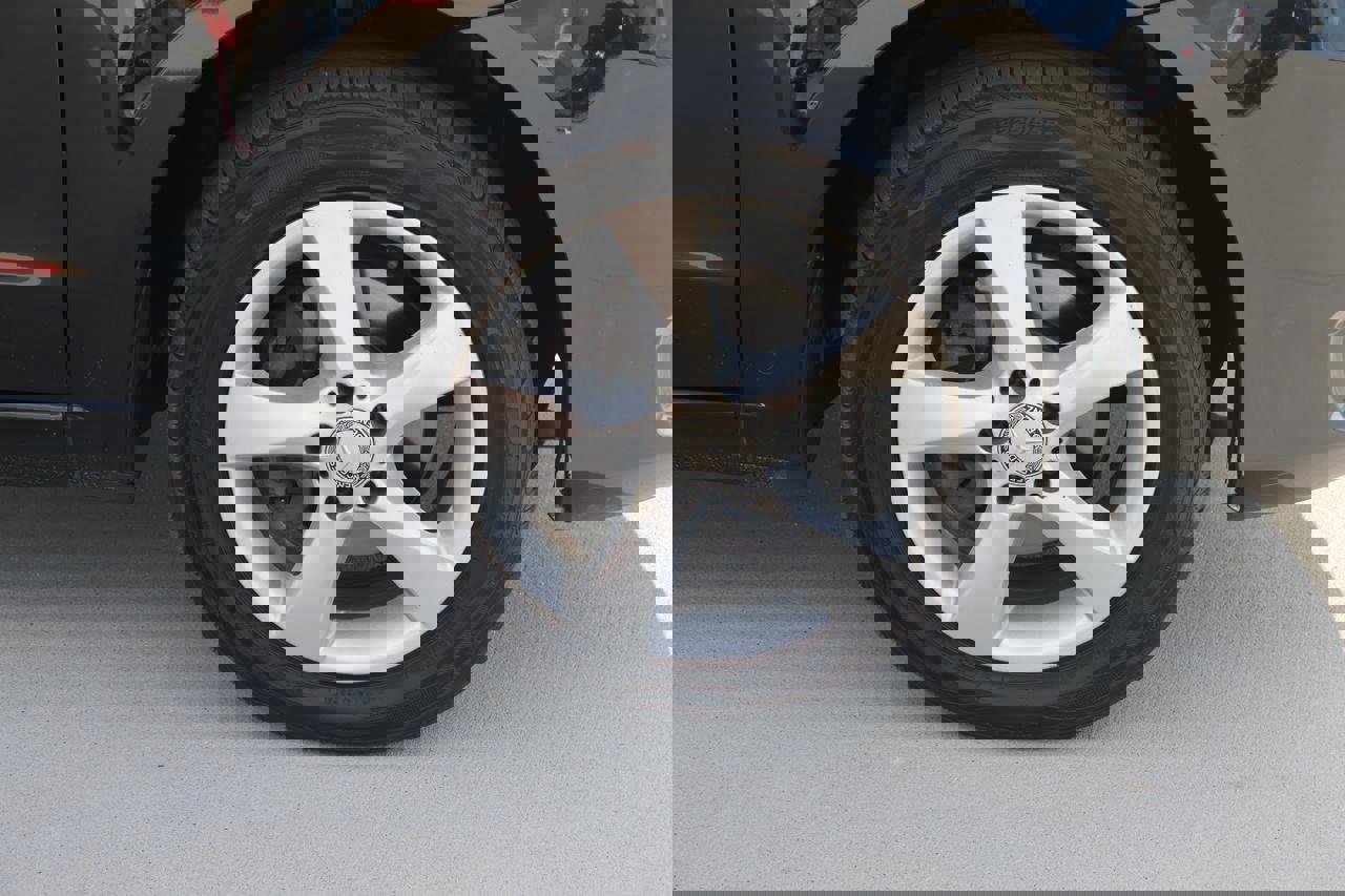 Used 2018 Mercedes-Benz Metris Passenger image 8