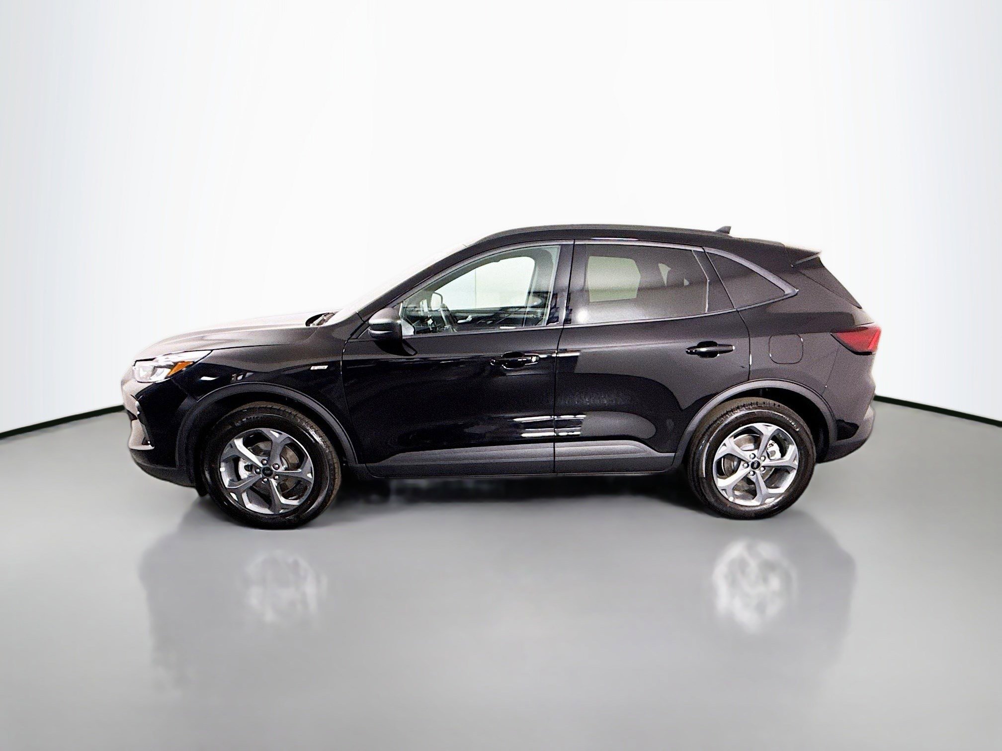 Used 2026 Ford Escape ST-Line image 6