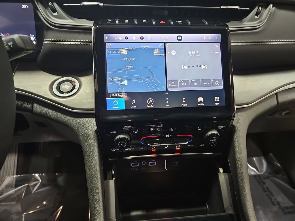 Certified 2023 Jeep Grand Cherokee Limited image 19