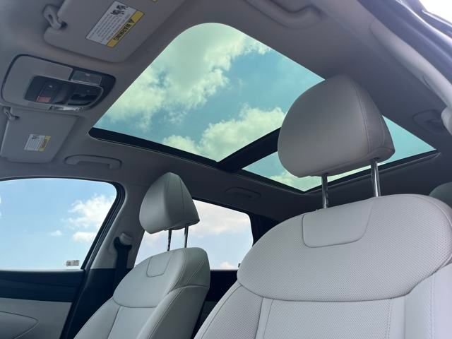 New 2025 Hyundai Tucson SEL image 14